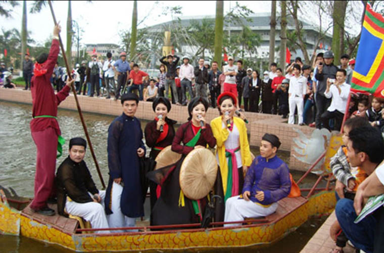 festivals in Vietnam Lim festival